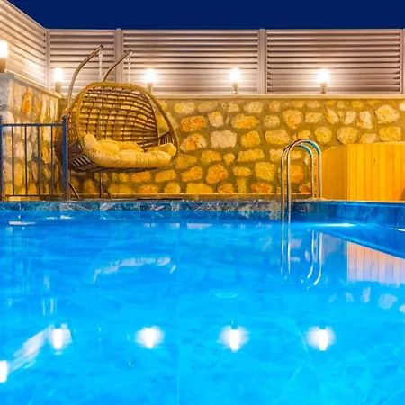 Uzumlu Village 1 Bedroom 9044 *