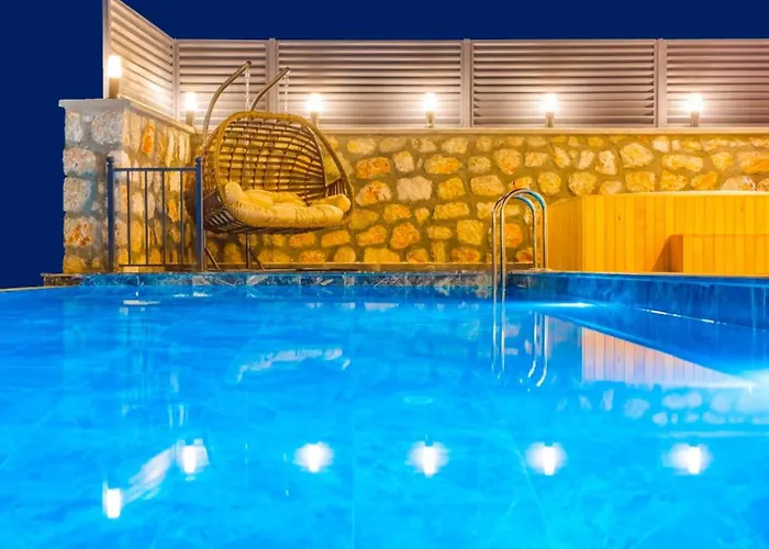 Uzumlu Village 1 Bedroom 9044 *